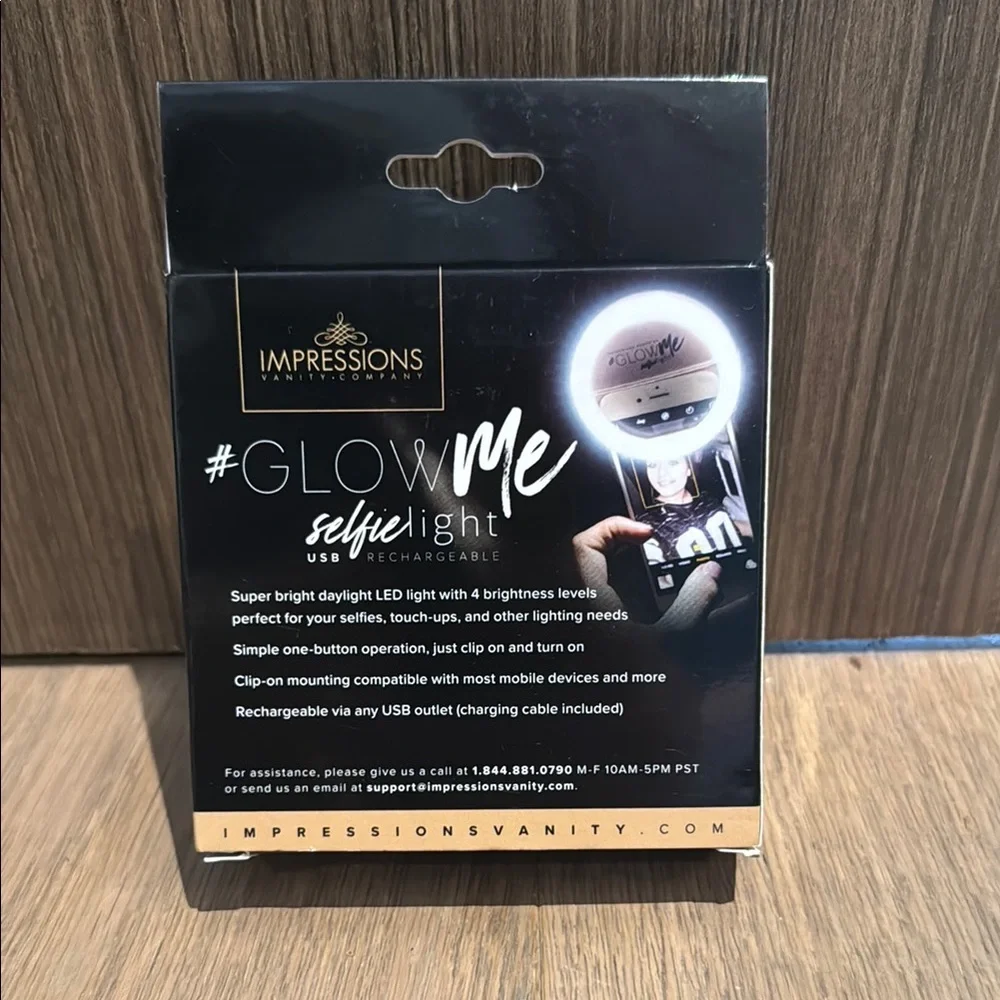 Impressions Glow Me selfie light